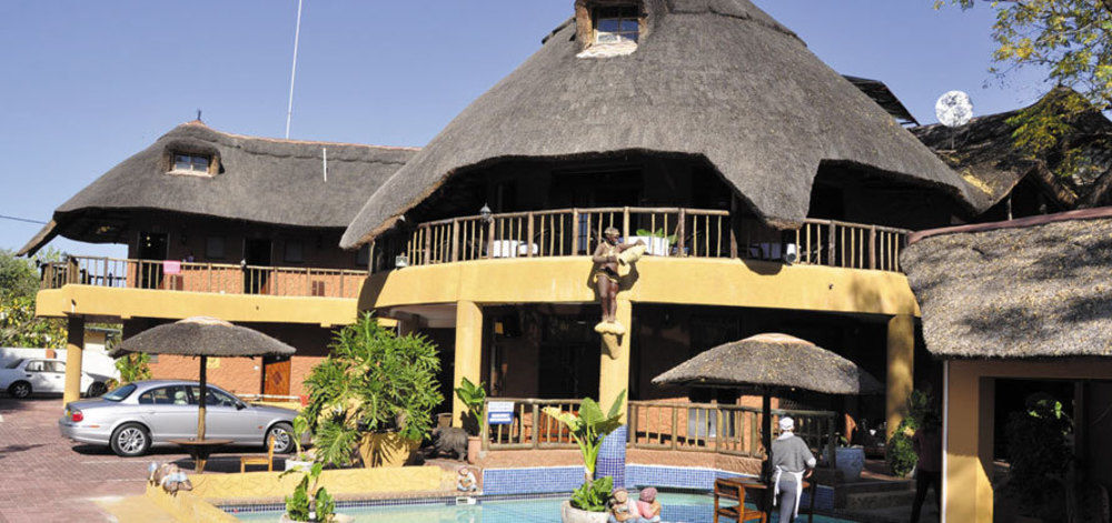 African Home Hotel Габороне Экстерьер фото
