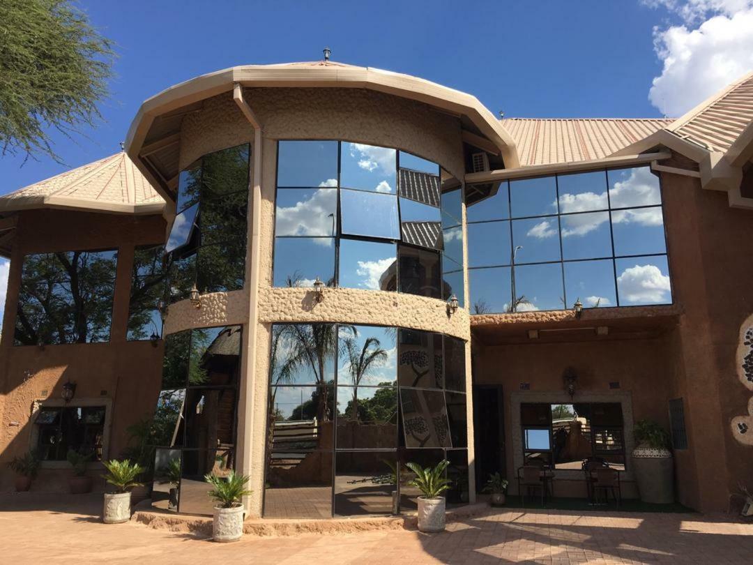 African Home Hotel Габороне Экстерьер фото