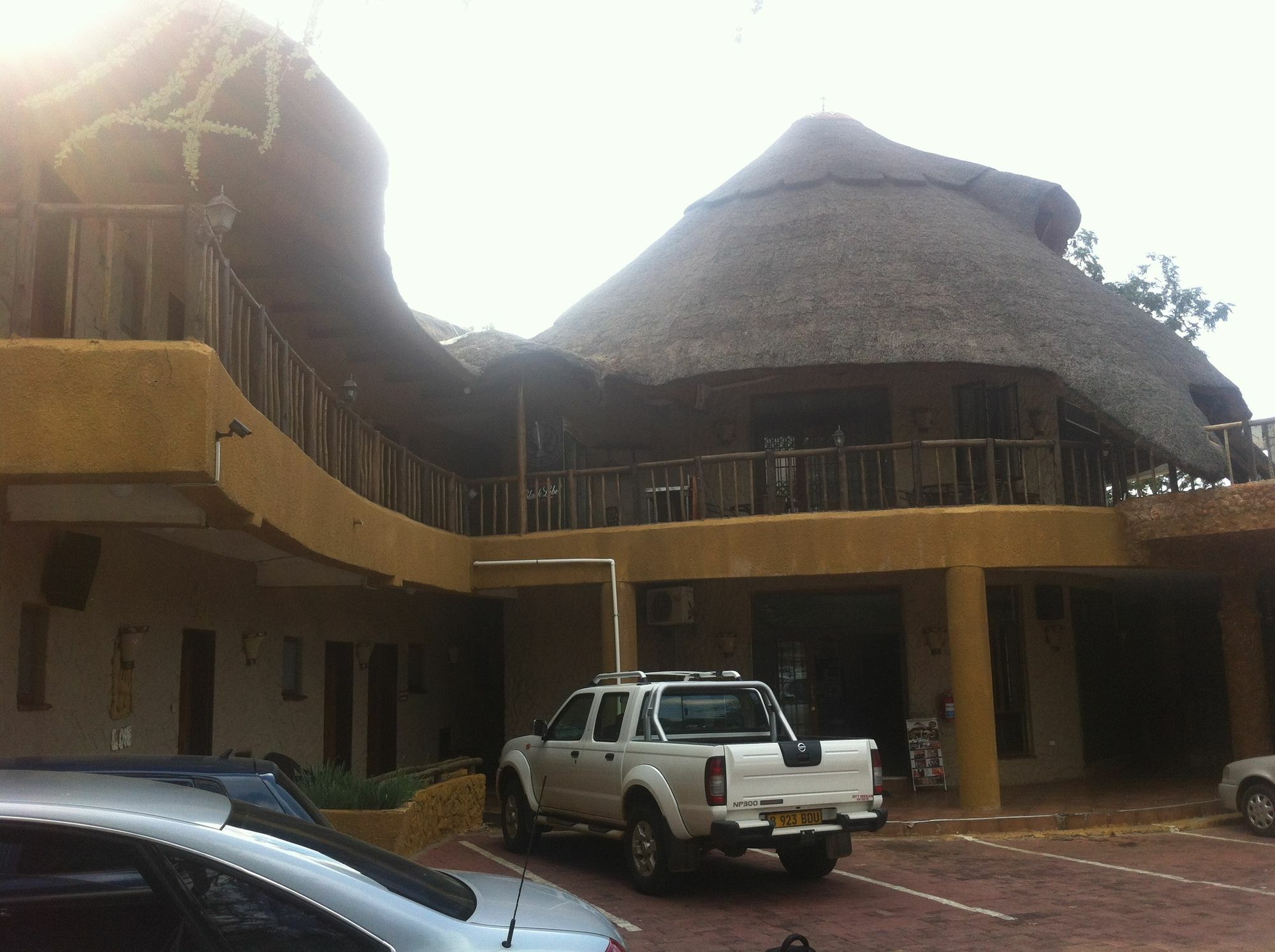 African Home Hotel Габороне Экстерьер фото