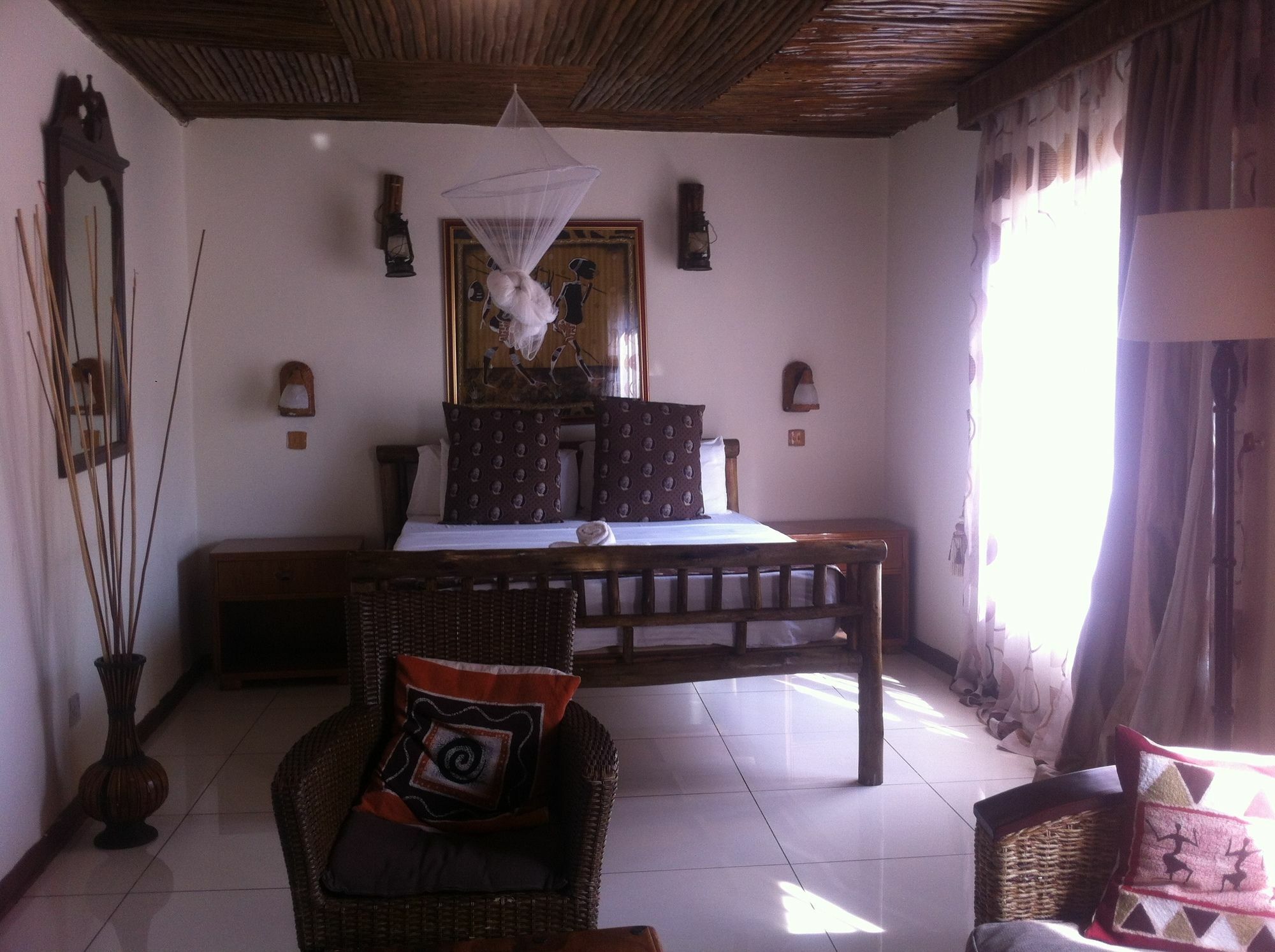 African Home Hotel Габороне Экстерьер фото